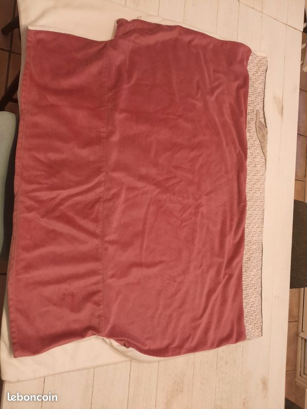 Ensemble de lit et toise noukie's (image 2)