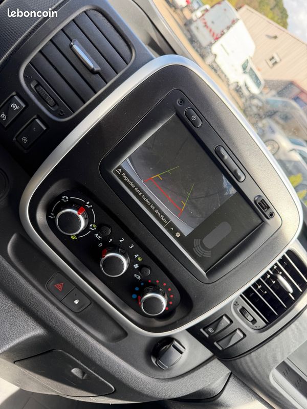 Renault trafic dci 145 bva 2021 -garantie- (image 3)