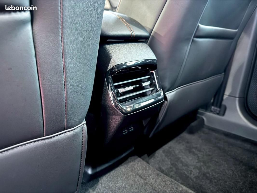 MG EHS III 1.5T GDI HYBRIDE RECHARGEABLE PHEV LUXURY 272 ch 5p (image 27)