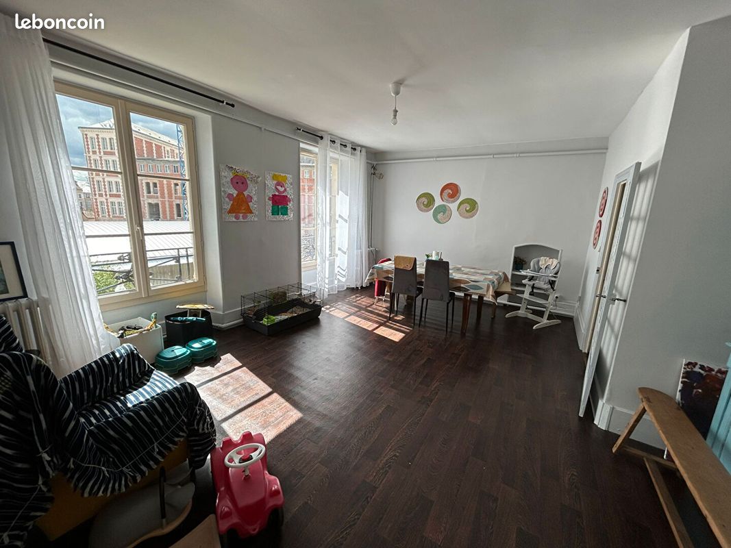 Appartement 5 pièces 129 m² - Poitiers 86000 (image principale 0)
