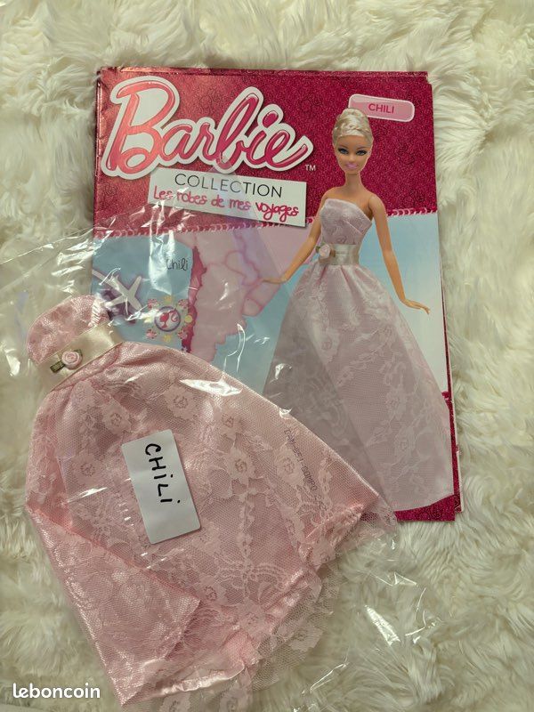 Barbie Les Robes de Mes Voyages et Passion Créative