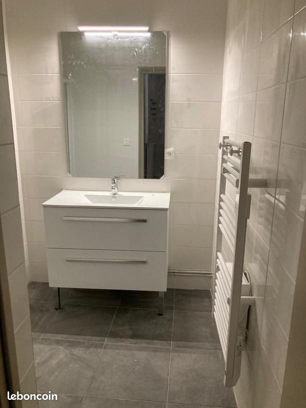 Appartement a louer bourgoin-jallieu - 1 pièce(s) - 75 m2 - Surfyn