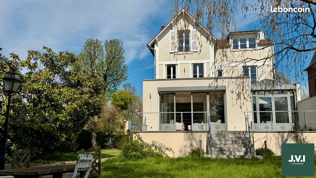 Maison 11 pièces 290 m² · à Enghien-les-Bains · 290 m² · 1 596 500 €