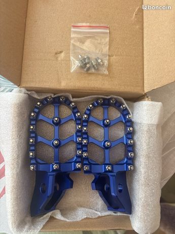 Repose-pieds Moto 2 Pièces Universels - Pédales Aluminium Pliables 90° 8mm - Confort Conduite