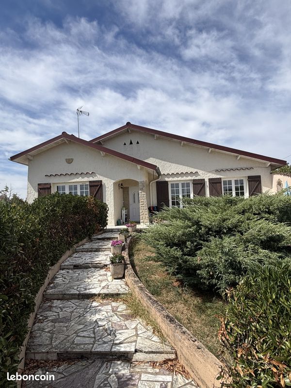 Maison 6 pièces 130 m² · à Rigny-sur-Arroux · 130 m² · 185 000 €