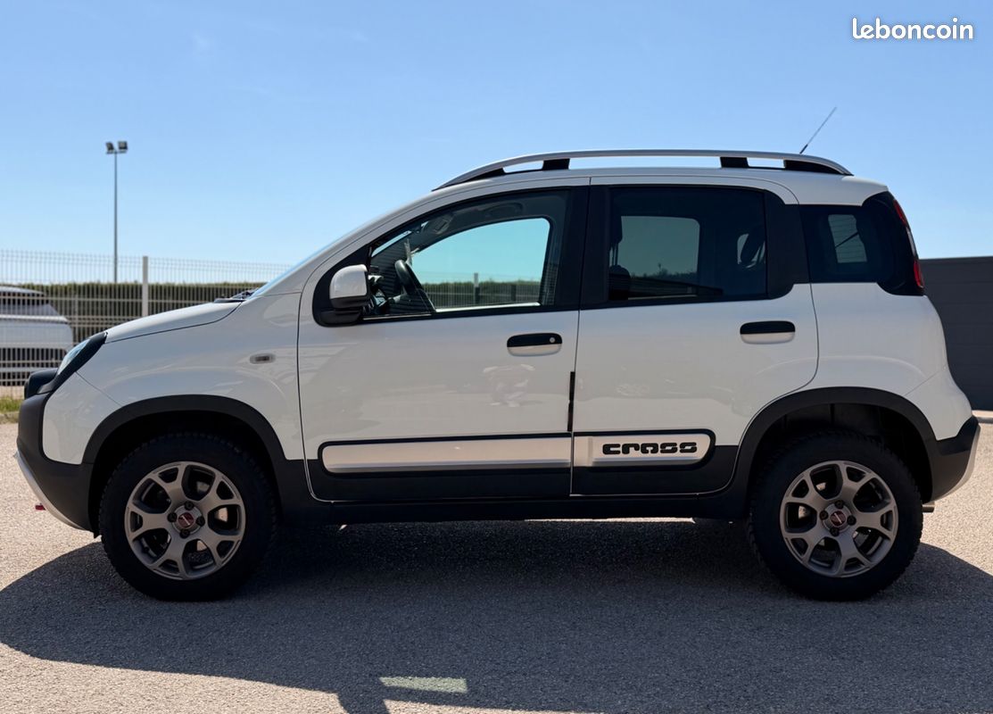 FIAT PANDA CROSS 0.9 TWINAIR 90CH 4X4 START-STOp (image 9)