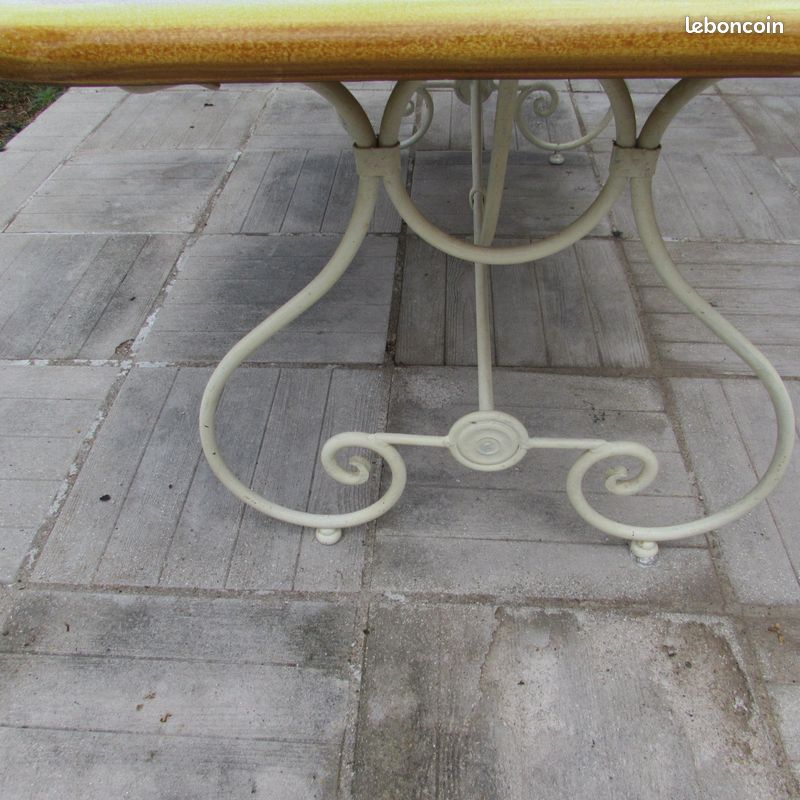 Modèle unique Table de Salle à manger ou de Jardin plateau émaillé peint à la main style Versace (image 9)