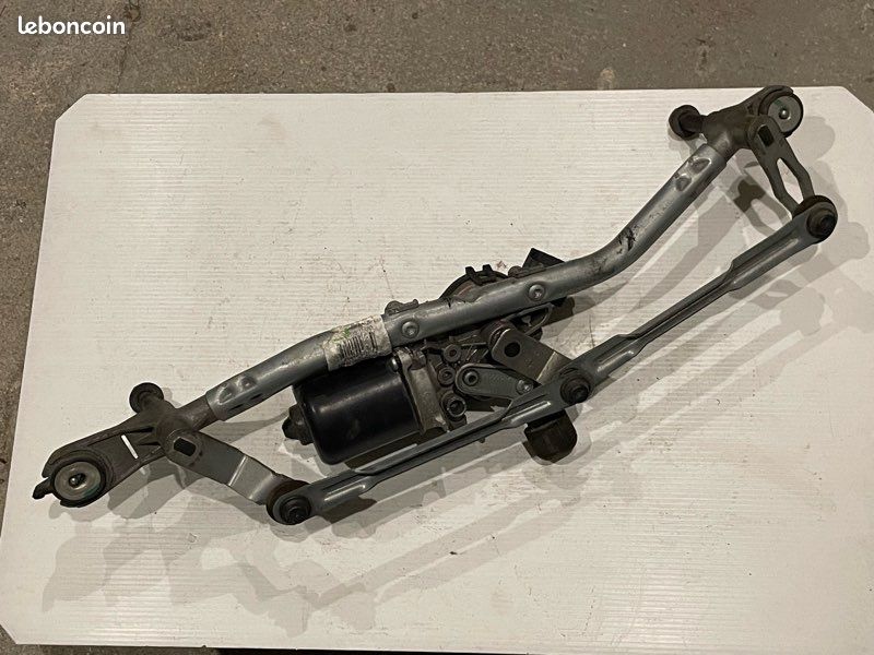 Moteur D'essuie-glace + Tringlerie Pour Citroën C2 - Référence 53630187, Occasion Fonctionnel