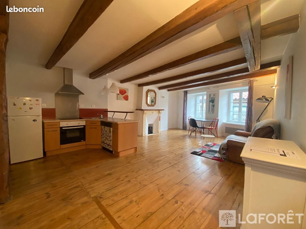 Appartement 2 pièces 33 m² · à Saint-Flour · 33 m² · 430 €