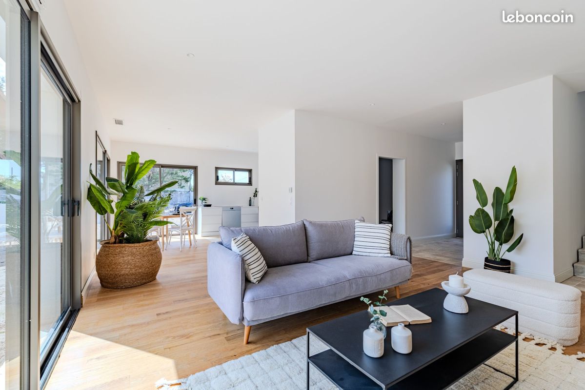 Maison 5 pièces 127 m² · à Mérignac · 127 m² · 682 000 €