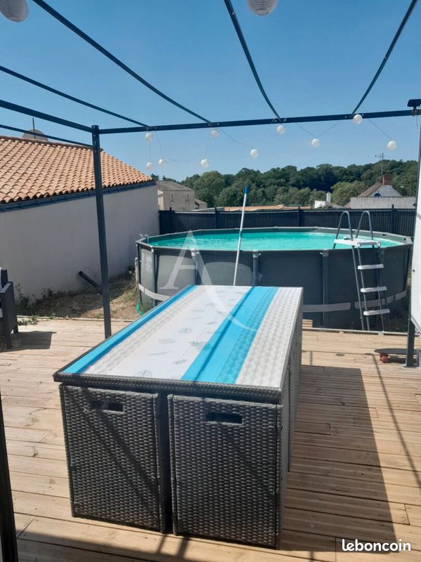 Maison 4 pièces 94 m² · à Le Champ-Saint-Père · 94 m² · 254 800 €