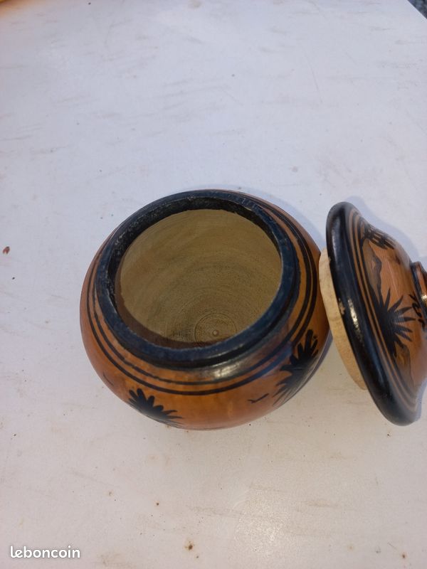 Pot en bois (image 2)