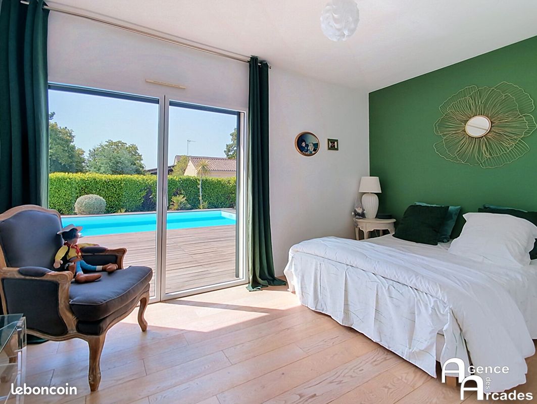 Villa 8 pièces 210 m² (image 8)