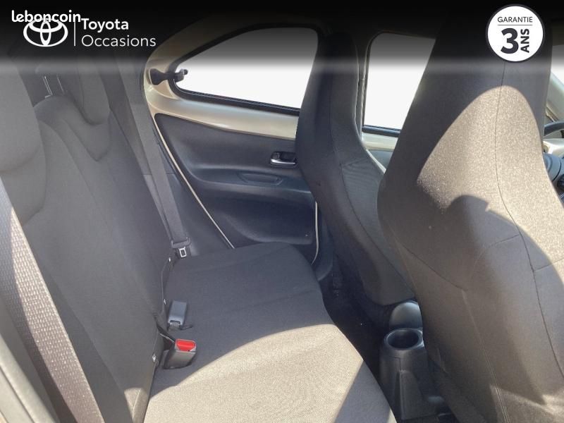 Toyota Aygo X 1.0 VVT-i 72ch Design S-CVT MY23 (image 7)