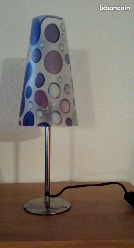 Lampe à poser (image 1)