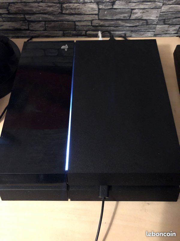 Comment utiliser votre PS4 sans manette