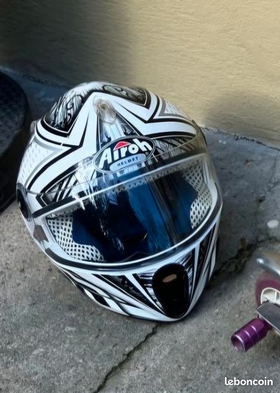 Casque moto Airoh Helmet (image 1)