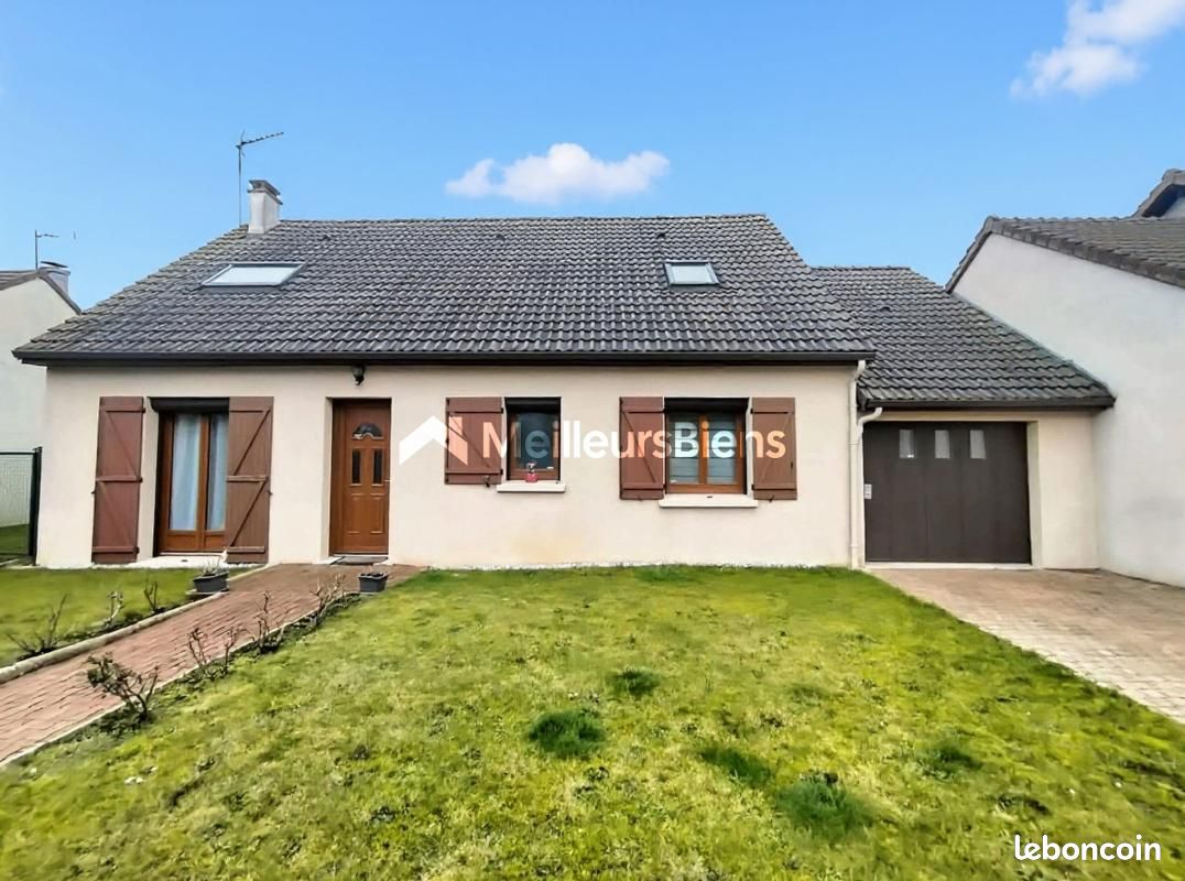 Maison 6 pièces 121 m² · à Lucé · 121 m² · 281 000 €