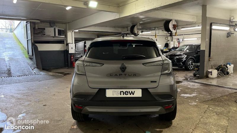 Renault Captur 1.8 E-Tech full hybrid 160ch esprit Alpine - 25 (image 6)