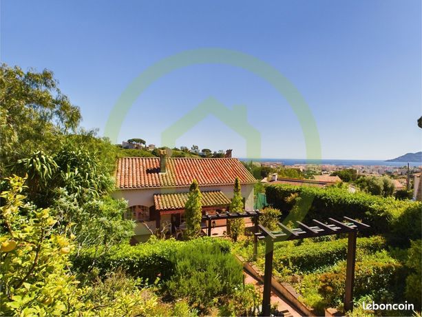 Propriété 3 pièces 104 m²