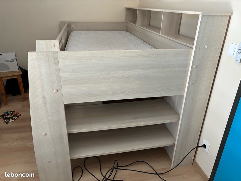 Lit enfant avec bureau (image 1)