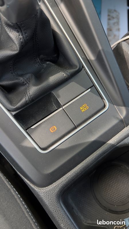 Volkswagen golf 8 style 110 tsi bvm6 active - 10/2022 - 56500KM - gris dauphin - GARANTIE 12 MOIS (image 11)