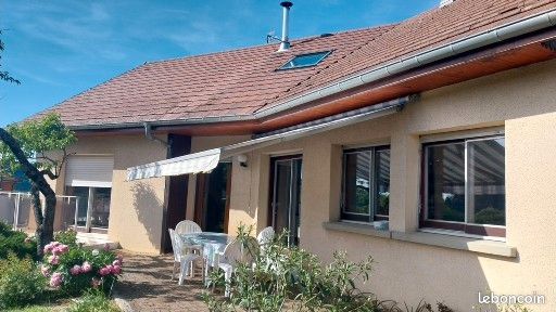 Maison 9 pièces 180 m² · à Morre · 180 m² · 384 000 €