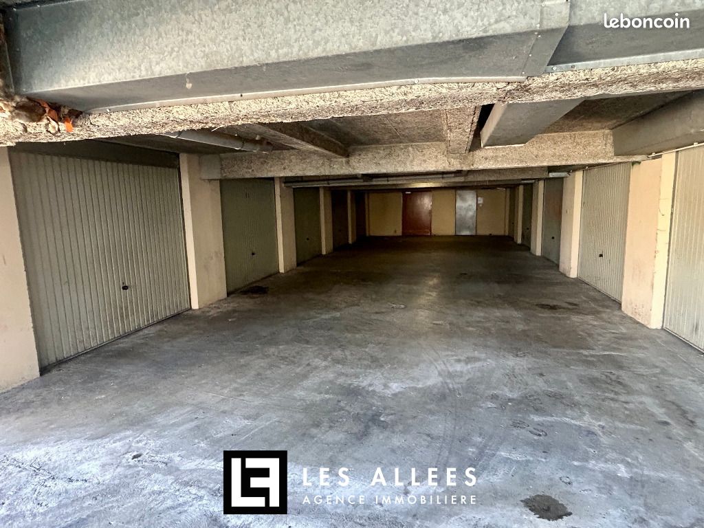 Parking 15 m² · à Montélimar · 15 m² · 17 000 €