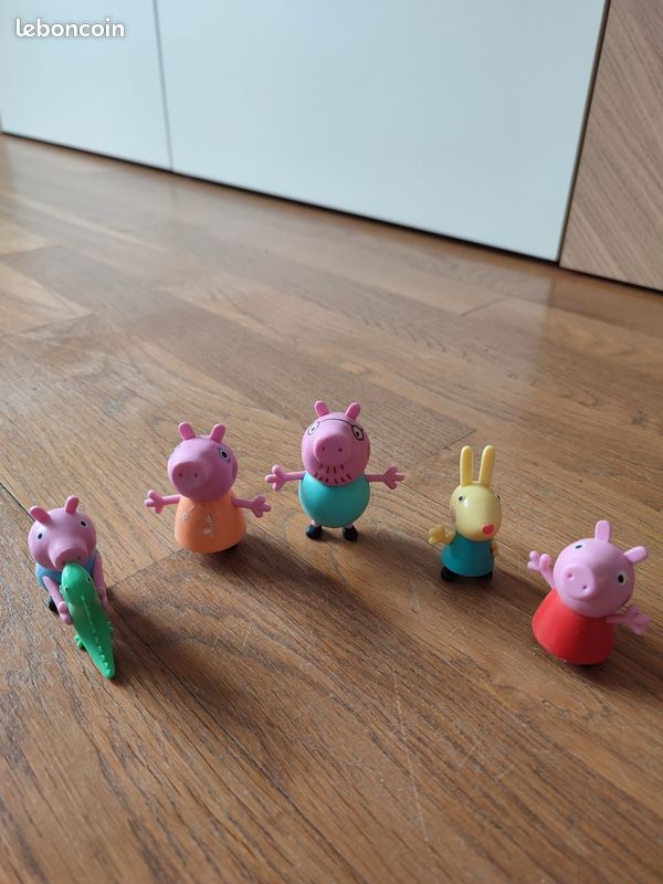 Peppa pig figurines (image 2)