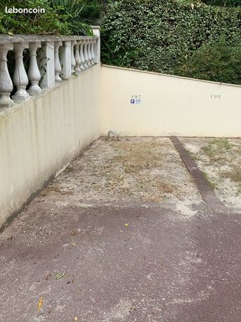 Location Parking Arcachon
