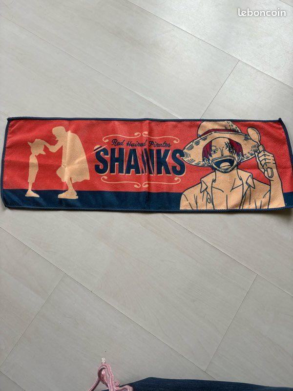 Serviette de Plage One Piece Monde de Pirate | Manga Planète