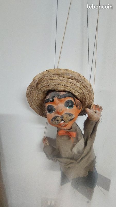 JOUET ANCIEN - Marionnette à fils en bois et tissu Médecin EUR 20,00