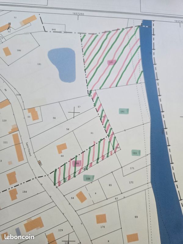 Vend ou echange terrain constructible 8000m · à Preuilly · 45 000 €