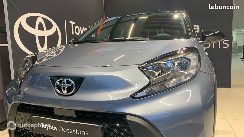 Toyota Aygo X 1.0 VVT-i 72ch Design S-CVT MY24 (image 17)