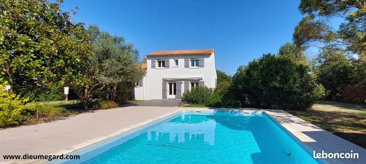 Maison 5 pièces 106 m² · à Fors · 106 m² · 260 000 €