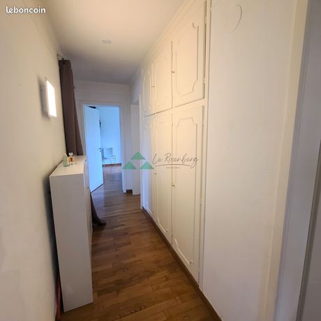 https://img.leboncoin.fr/api/v1/lbcpb1/images/54/a0/af/54a0afd3f830e39662b57940dc1e73731237a134.jpg?rule=ad-image