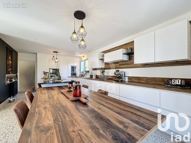 Maison 5 pièces 170 m²