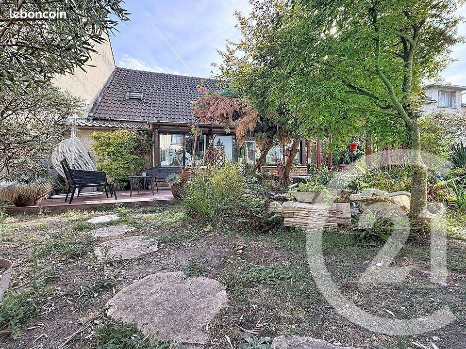 Maison 4 pièces 110 m² · à Bondy · 110 m² · 349 000 €