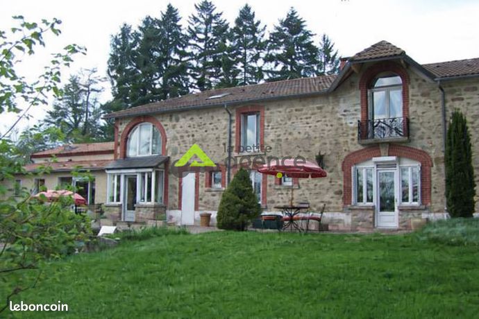 Propriété 13 pièces 296 m²