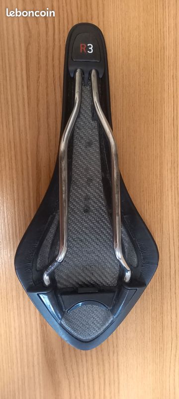 Selle De Vélo Fizik Arione R7 D'occasion - Modèle Baichari Fukua - Pour Cyclistes Confirmés