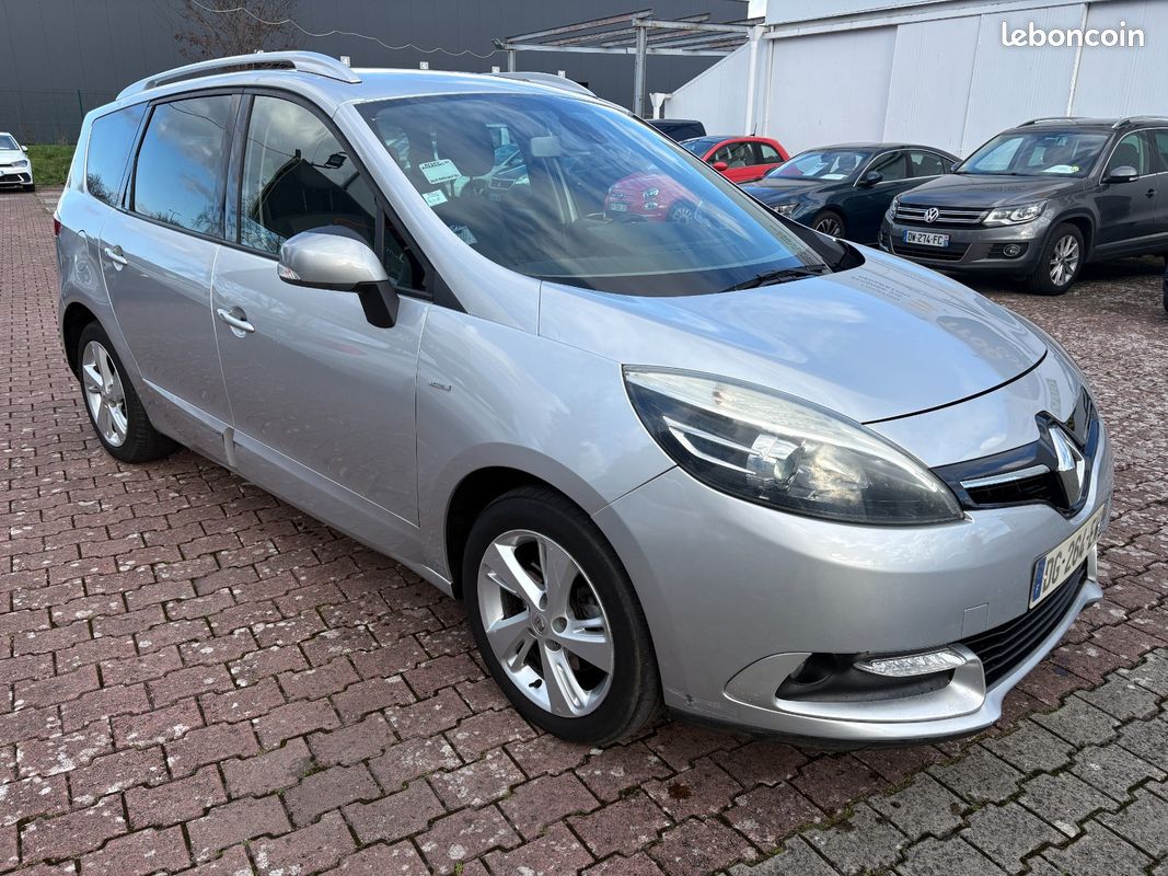 Renault GRAND SCÉNIC III DCi 110 eco2 Limited 7 pl (image 5)