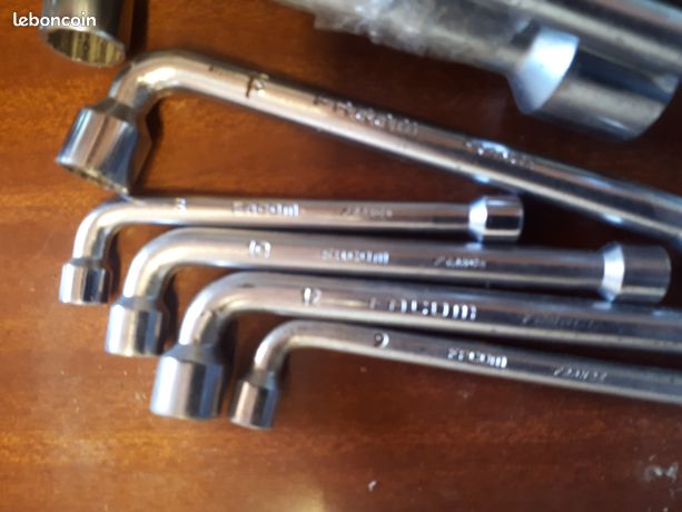 Clé à pipe FACOM N 17 débouchée forgée 12 pans x 6 pans série 76