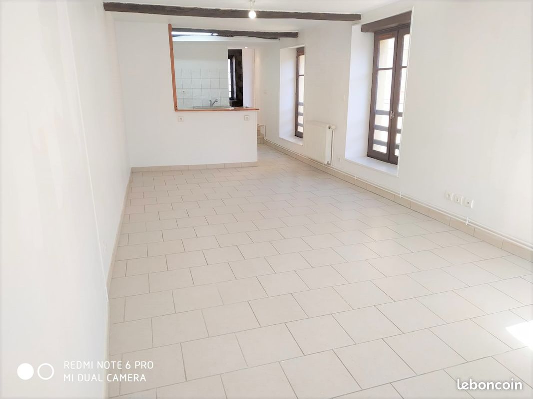 Appartement 3 pièces 70 m² · à Sedan · 70 m² · 465 €