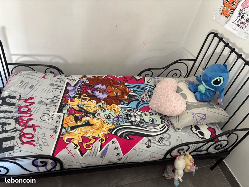 Lit enfant fille (image 1)