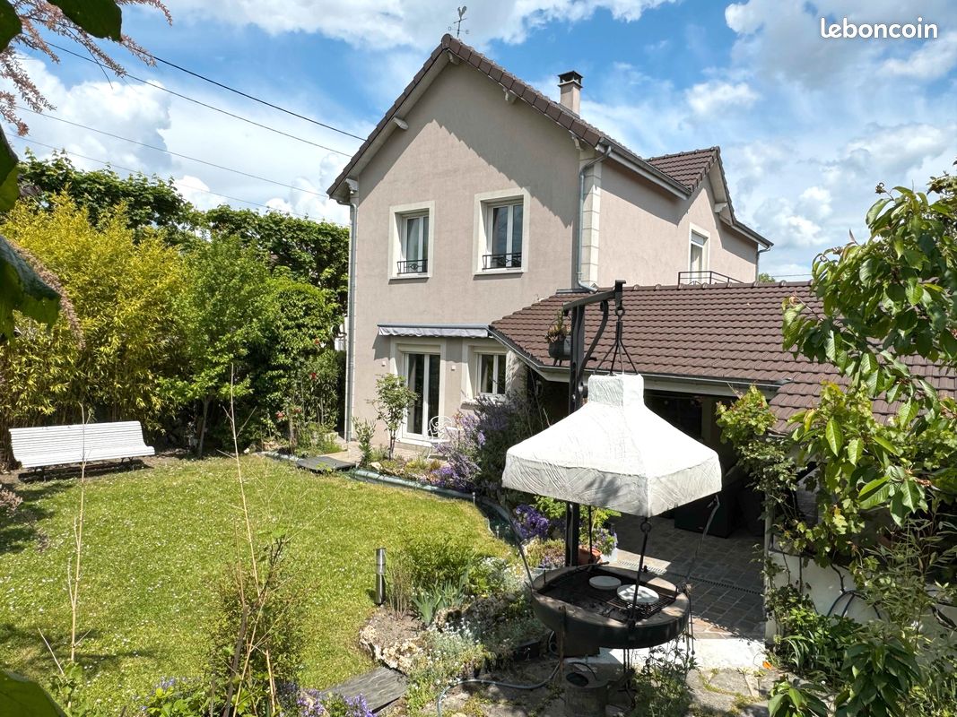 Maison 6 pièces 140 m² · à Tremblay-en-France · 140 m² · 449 000 €