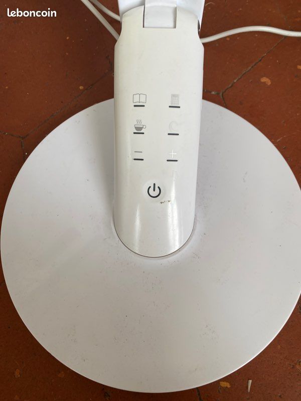 Lampe de bureau (image 3)