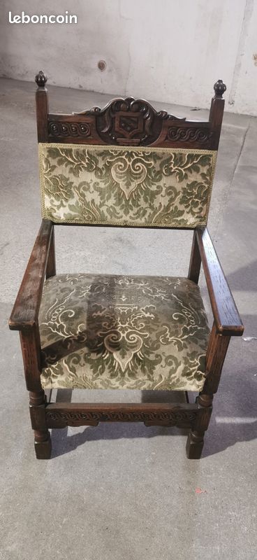 Chaise très ancienne (image 1)