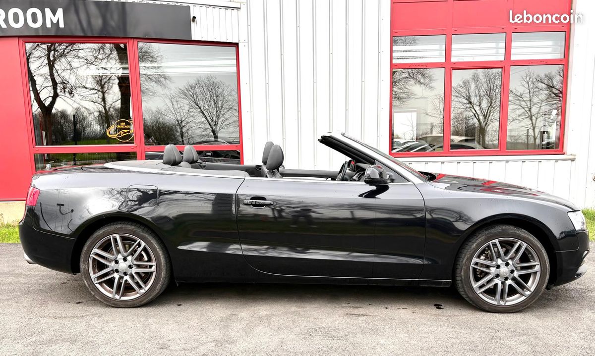 Audi A5 Cabriolet 1.8 L TFSi 170 ch BVM6 - Keyless Sièges Chauffants Cuir Bluetooth Capote Électrique - Suivie et Garantie 12 mois (image 3)
