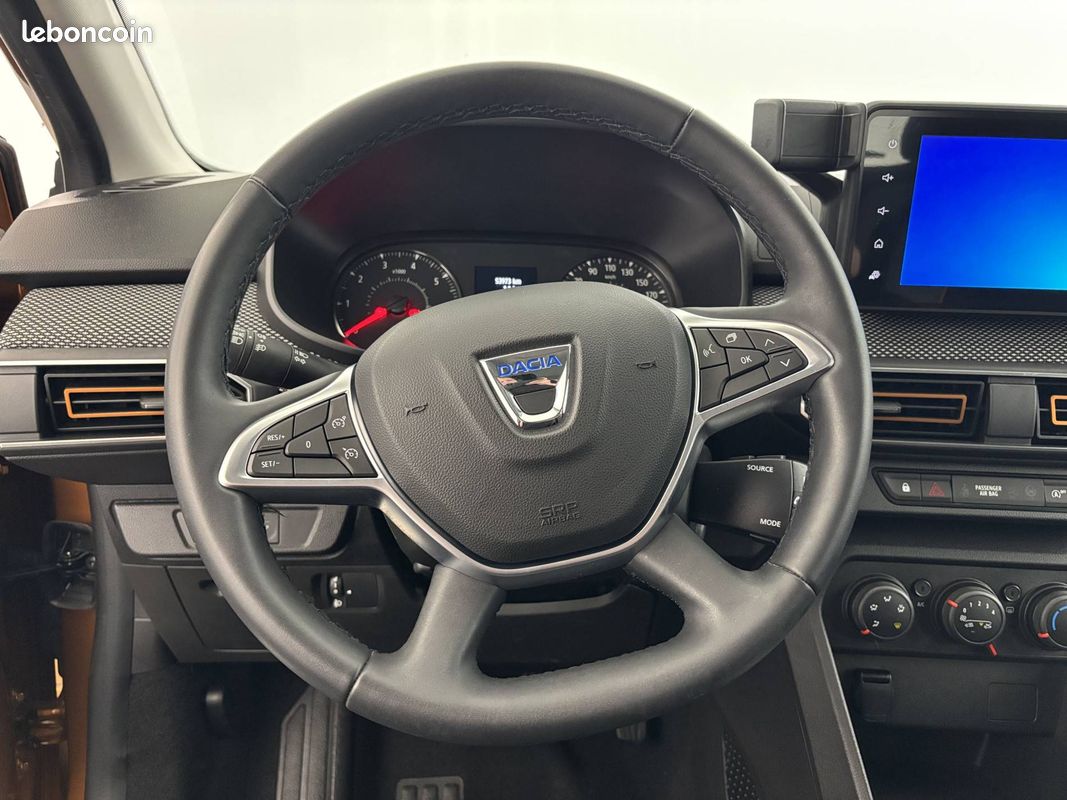 DACIA Sandero ECO-G 100 - 22 Stepway Confort (image 15)