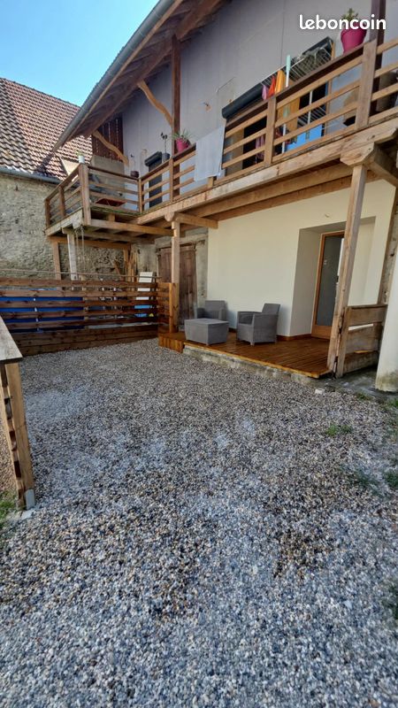 Appartement 1 pièce 42 m² · à Bassy · 42 m² · 680 €